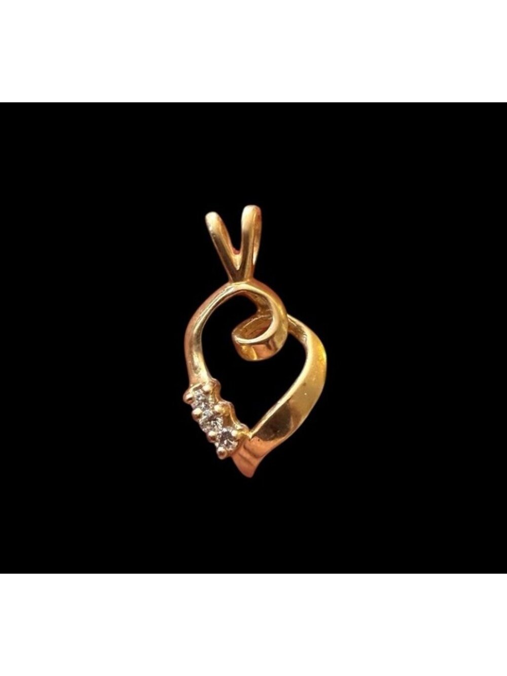 Vintage 14k Yellow Gold Modernist Heart Three Diamond Pendant 5/8” 1.0g